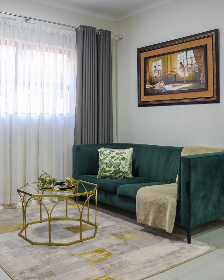 Fumo House Lifestyle Apartments Midrand Exterior photo